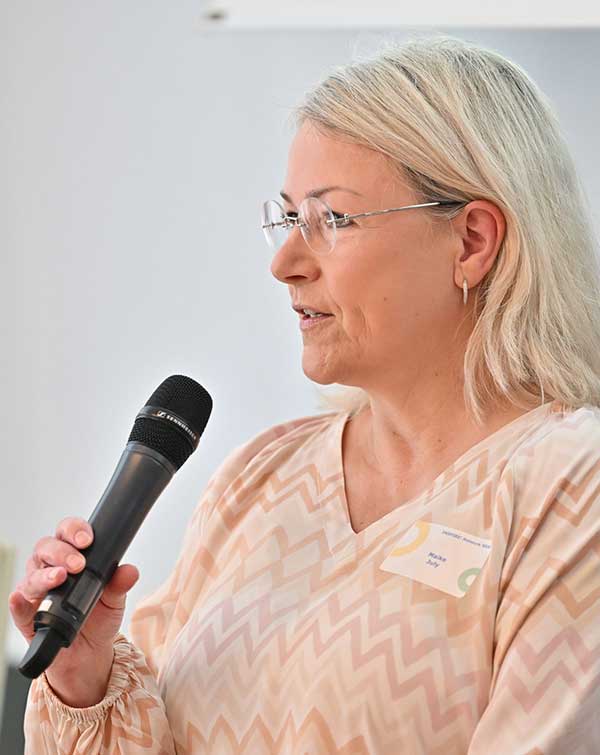 Maike-July-Keynote-Vortragsthemen-HR-Leadership-Consulting-11